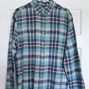 American Eagle Seriously Soft Long-Sleeve Plaid Button Down Shirt, Size Medium